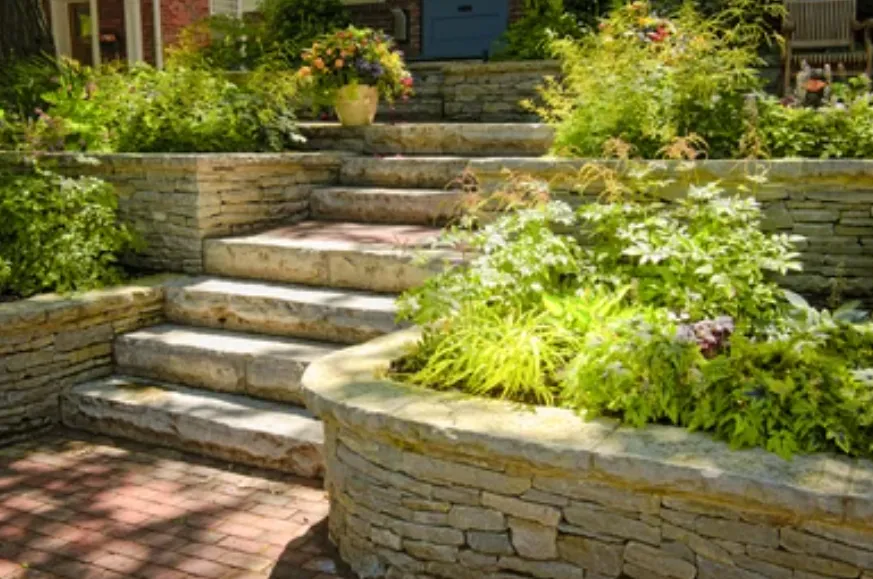 Aménagements extérieurs à Nîmes